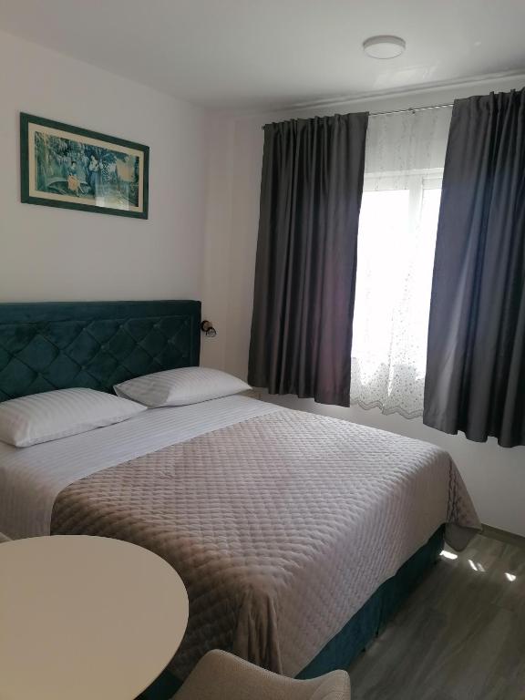 Apartments and Rooms Tomas photo 3
