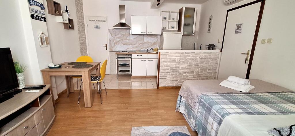 Rooms & studio OLD TOWN PAG photo 3