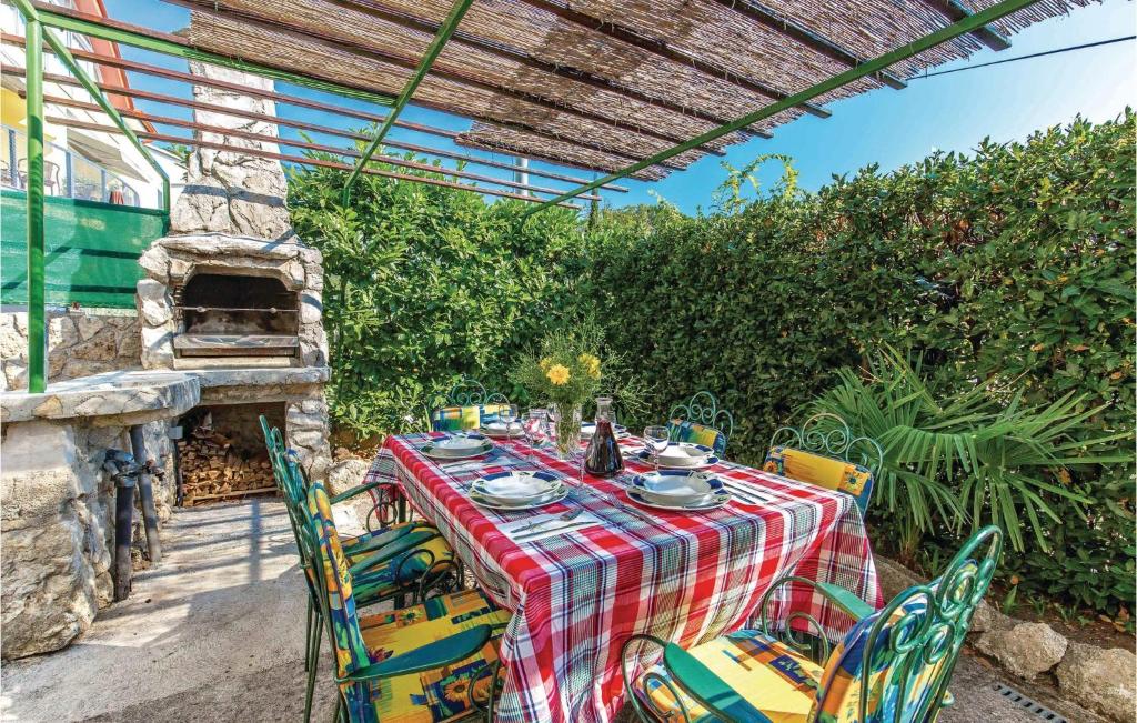 Pet Friendly Apartment In Moscenicka Draga photo 2