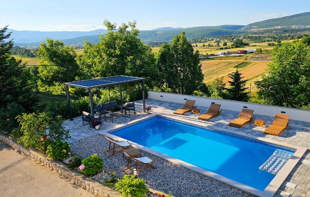 Nice Home In Gornji Vinjani — photo 1