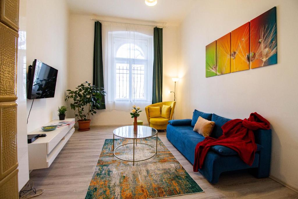 The River — photo 1