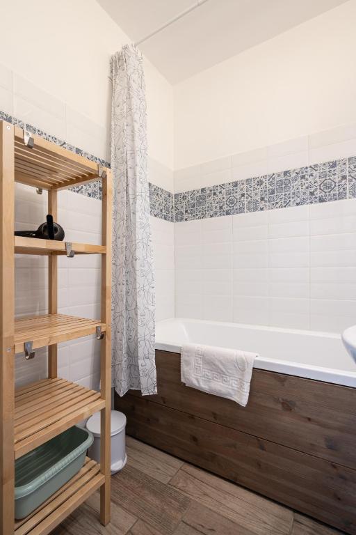 Lunar Love Apartment photo 3