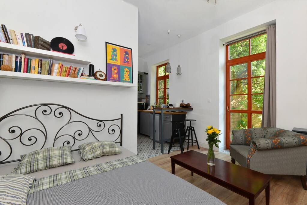 Castle hill garden studio photo 2