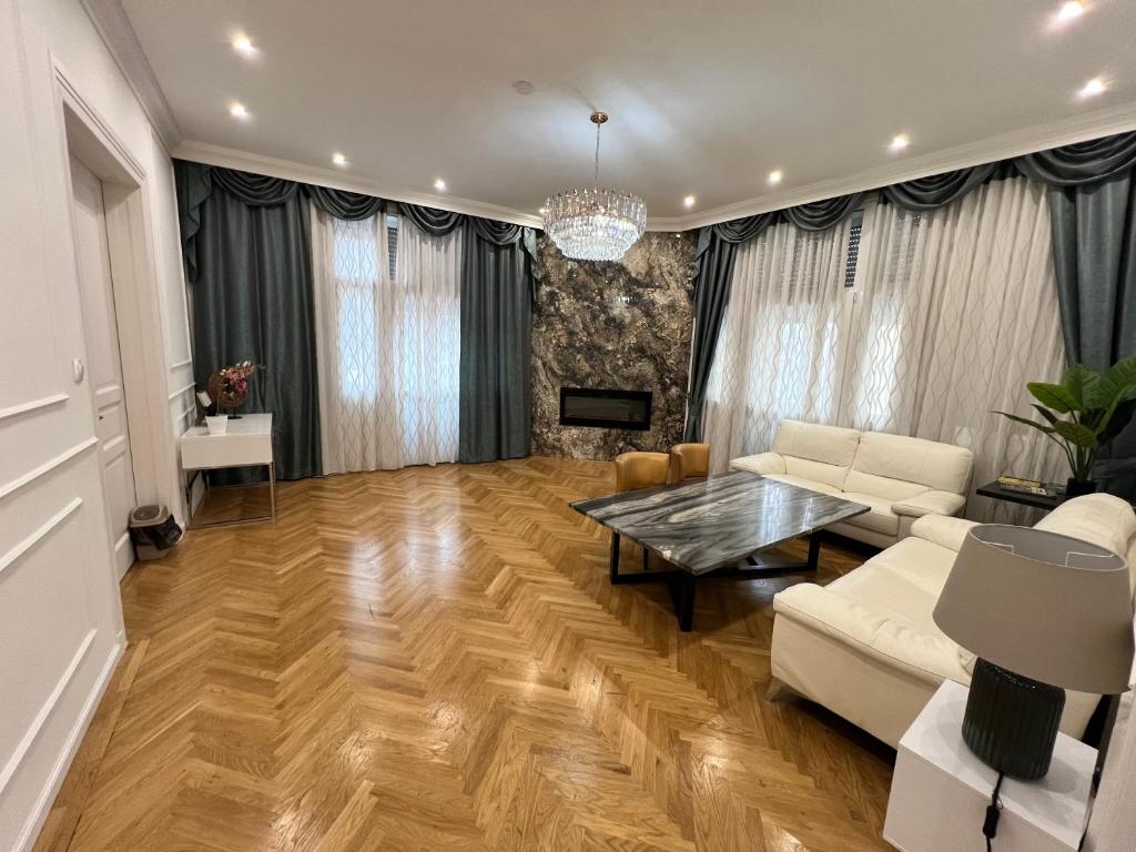 Danube View Apartment — photo 1