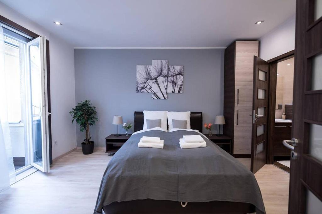 Very central modern and cozy AC apartment photo 2