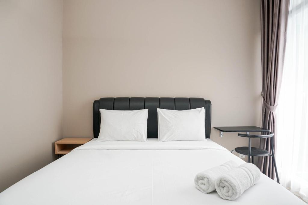 Best View Studio Apartment @ Ciputra International By Travelio photo 2