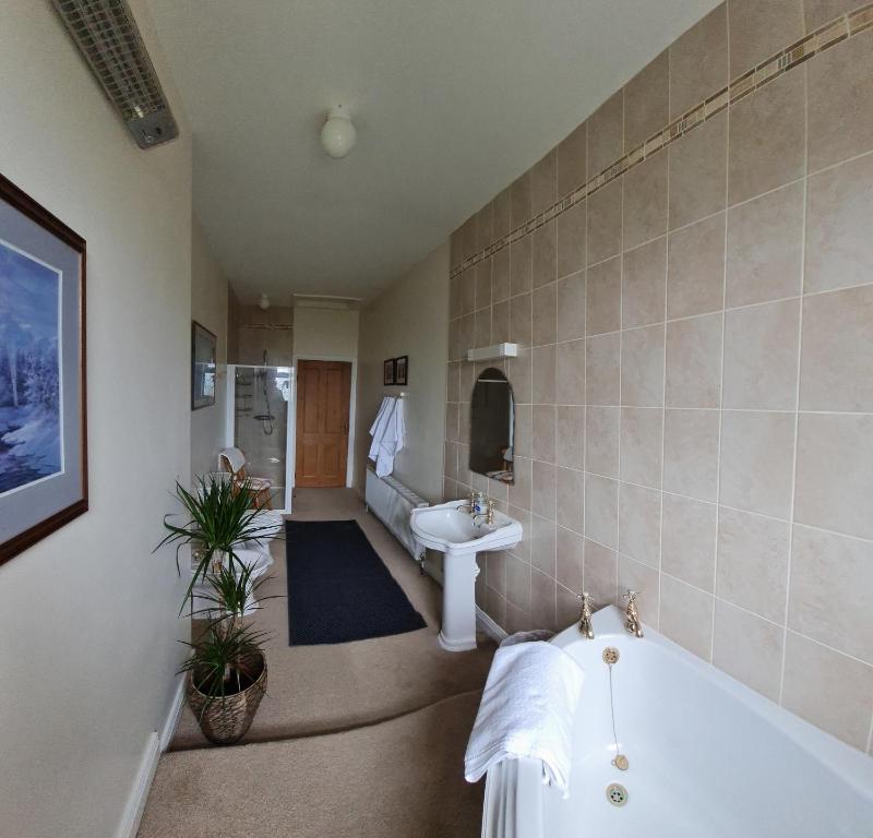 Yellow Heights Country House photo 3