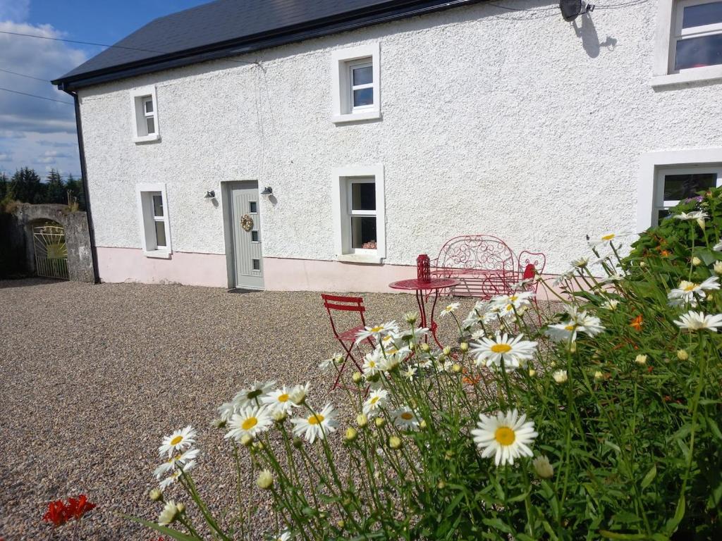 The Farmhouse — photo 1