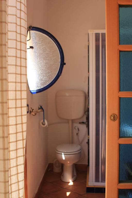 The Dolphins Guest House photo 3