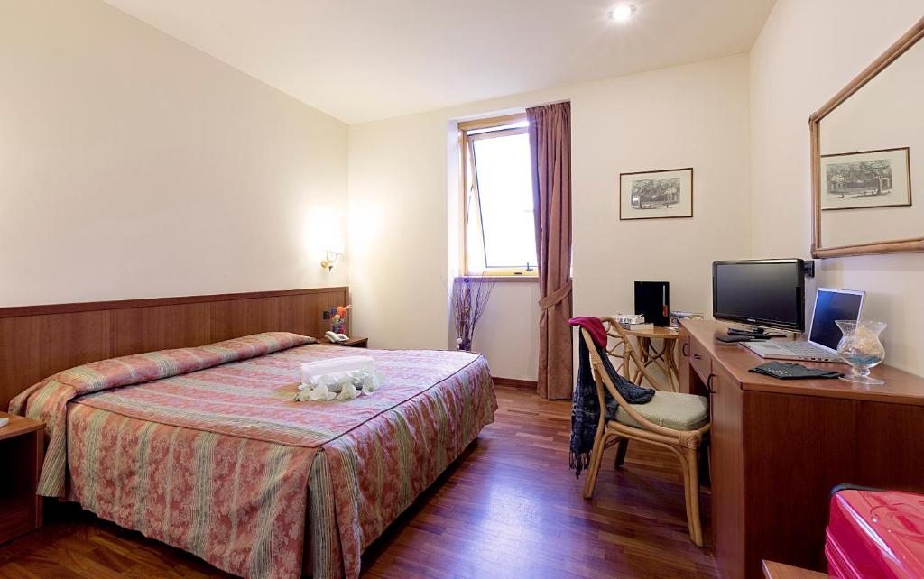 Hotel Tivoli photo 2