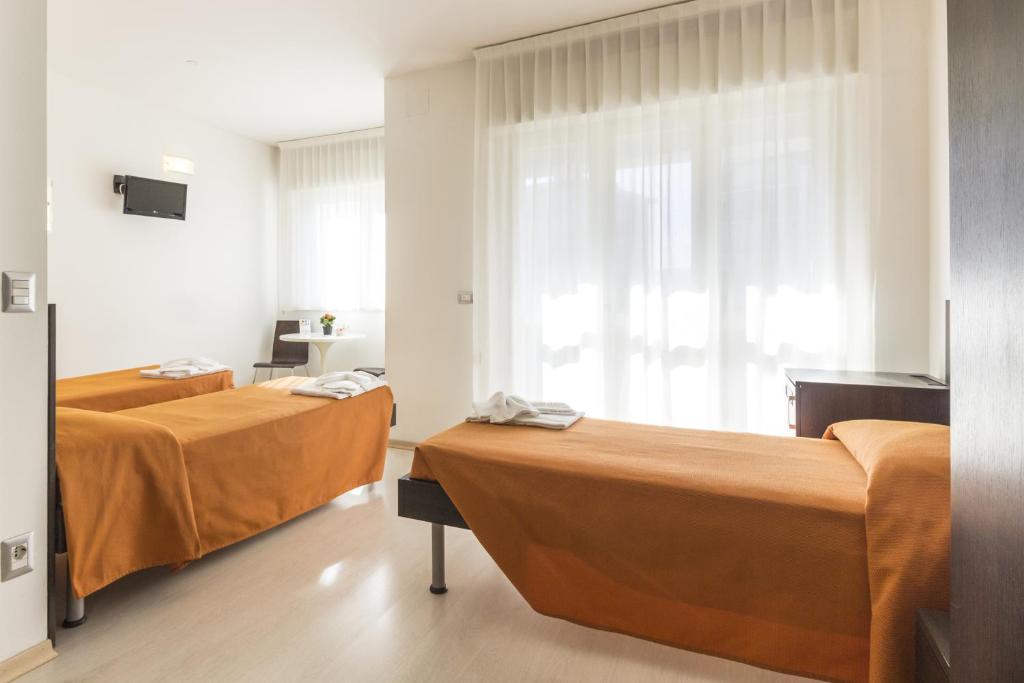 Hotel Sharing photo 2