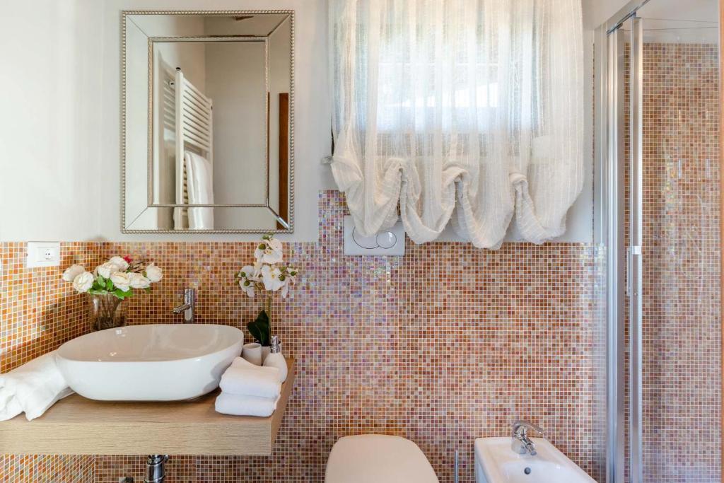 The Luxury Beach Villa with shared Swimming Pool photo 3