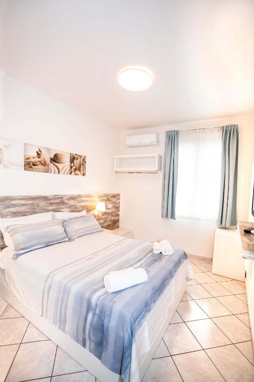 Taormina Beach House photo 2
