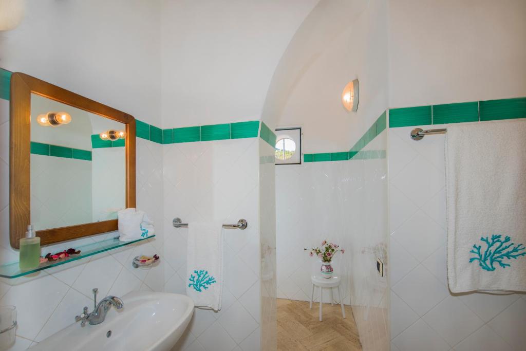 Stromboli Suite Apartment with Terrace Volcano & Sea view photo 3
