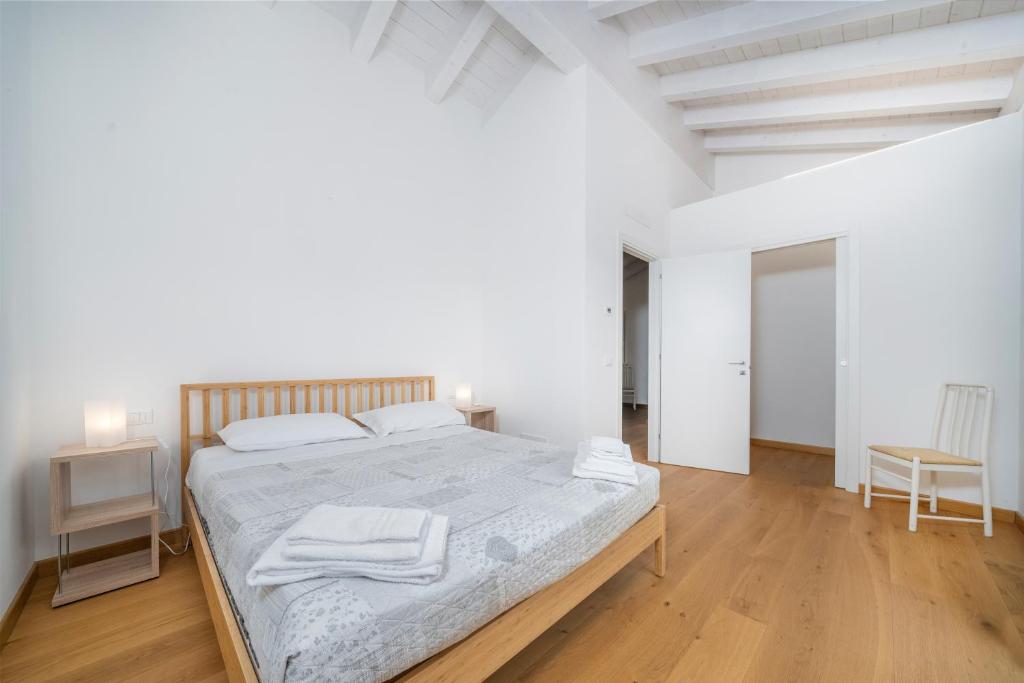 GuestHost - The House of Antonietta photo 2