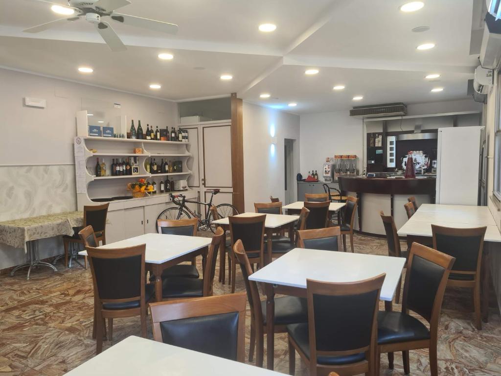 Booking.com: Hotels in Rimini. Book your hotel now! photo 3