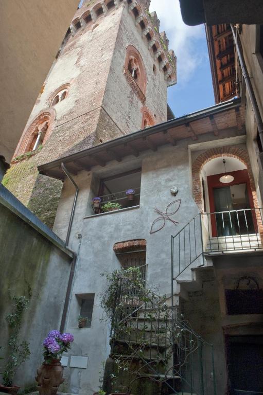 Sotto i merli — photo 1