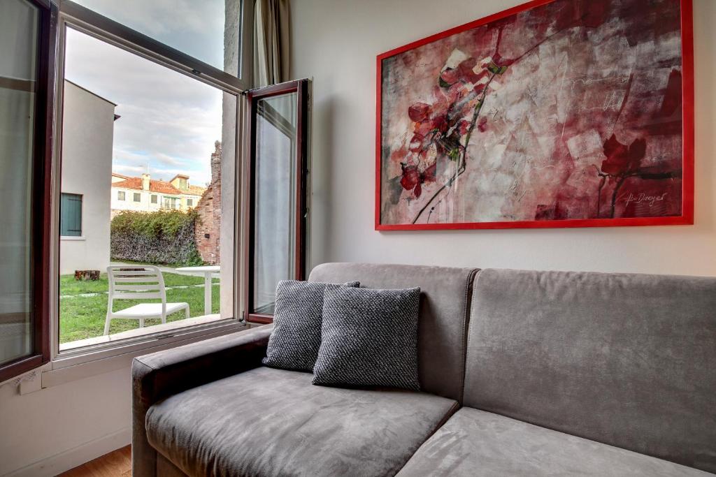 Cannaregio Suite with Garden by Wonderful Italy photo 3
