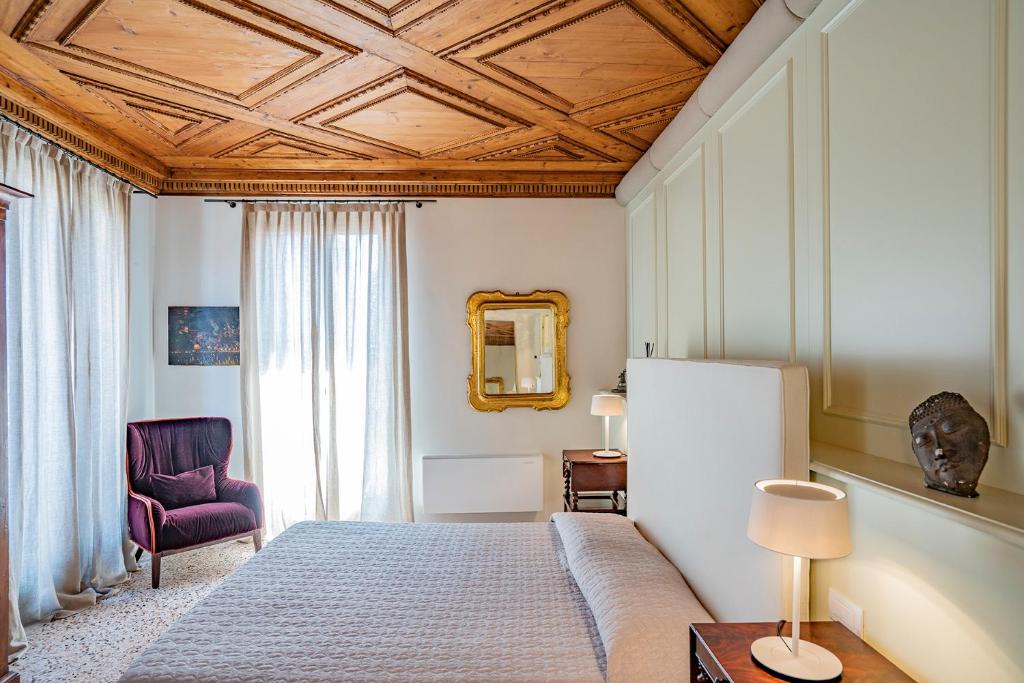 Sartor Apartment with Canal View and Private Court photo 2