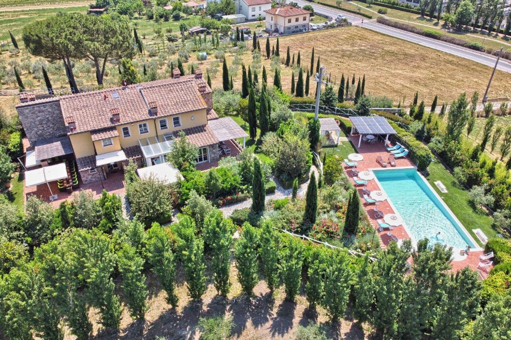 Luxury Villa in Tuscany with Pool near Pisa and Florence - Ten Bedrooms 20 pl photo 3