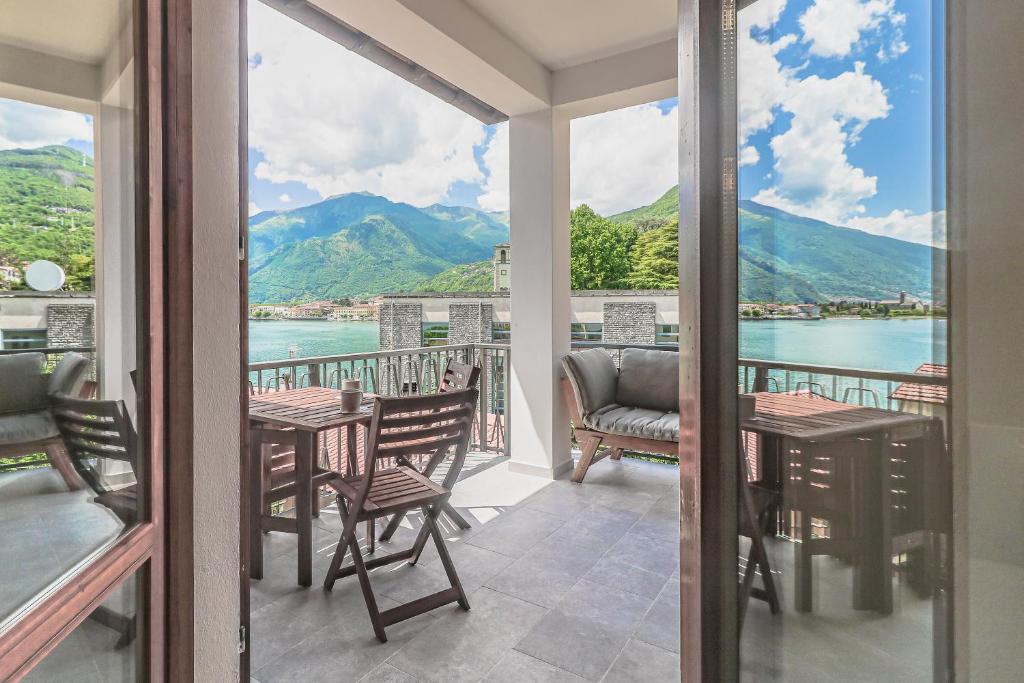 Stunning view lakeside apartment - Larihome A11 photo 2