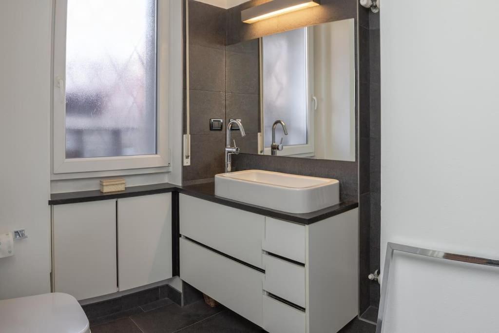 [TridentHome] 5 min from station & free Wifi photo 3