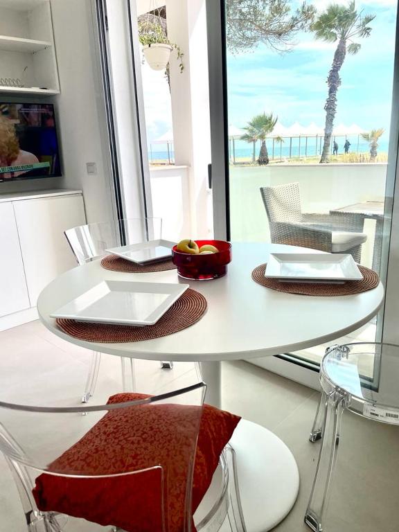 Luxury beach front — photo 1