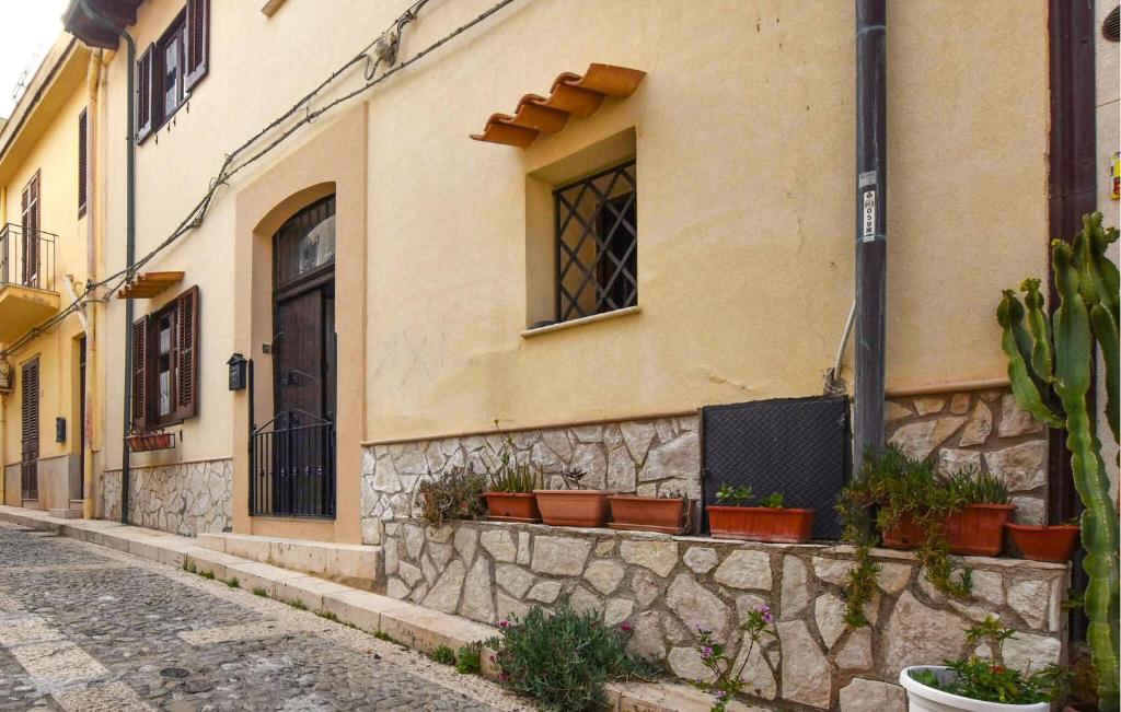 3 Bedroom Pet Friendly Home In Trappeto — photo 1