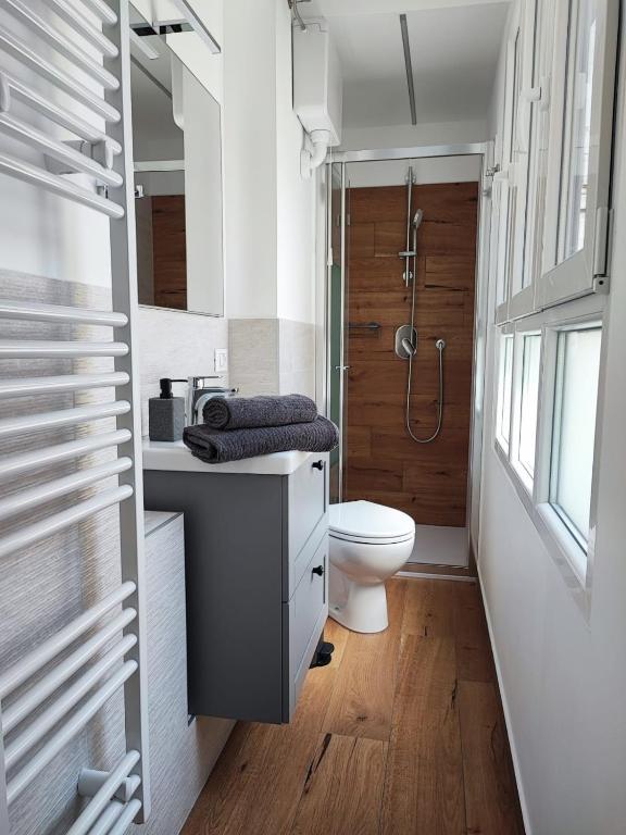 Tecla 4 Home photo 3