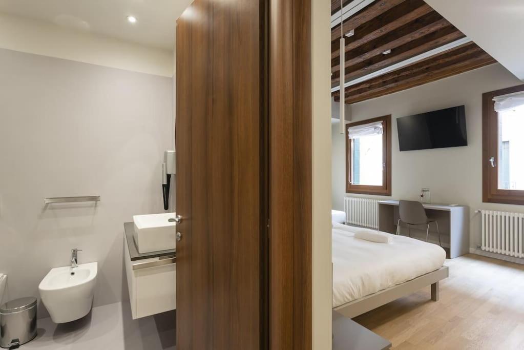 Rialto Prestige Apartment photo 3