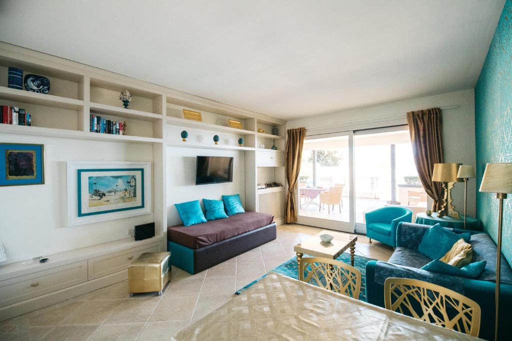 Taormina Chic Apartment photo 3