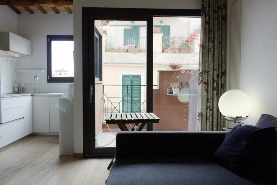 Stylish Penthouse with terrace in Trastevere — photo 1