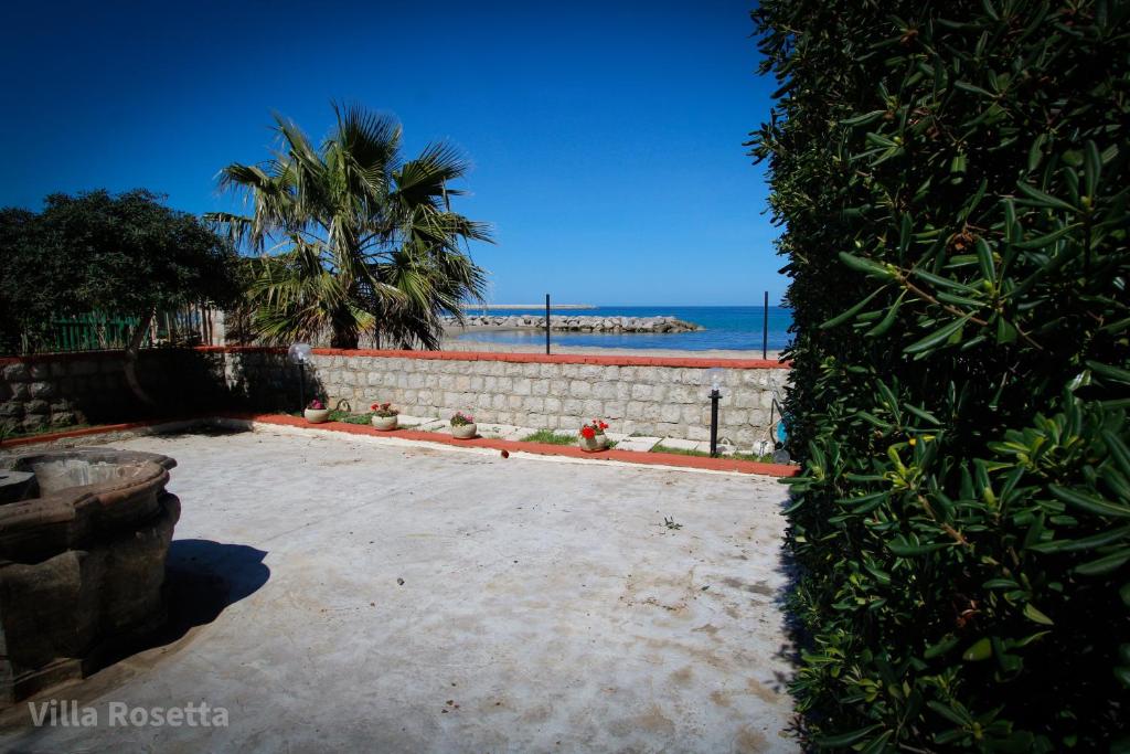 VILLA ROSETTA ampi spazi esterni WIFI FREE photo 3