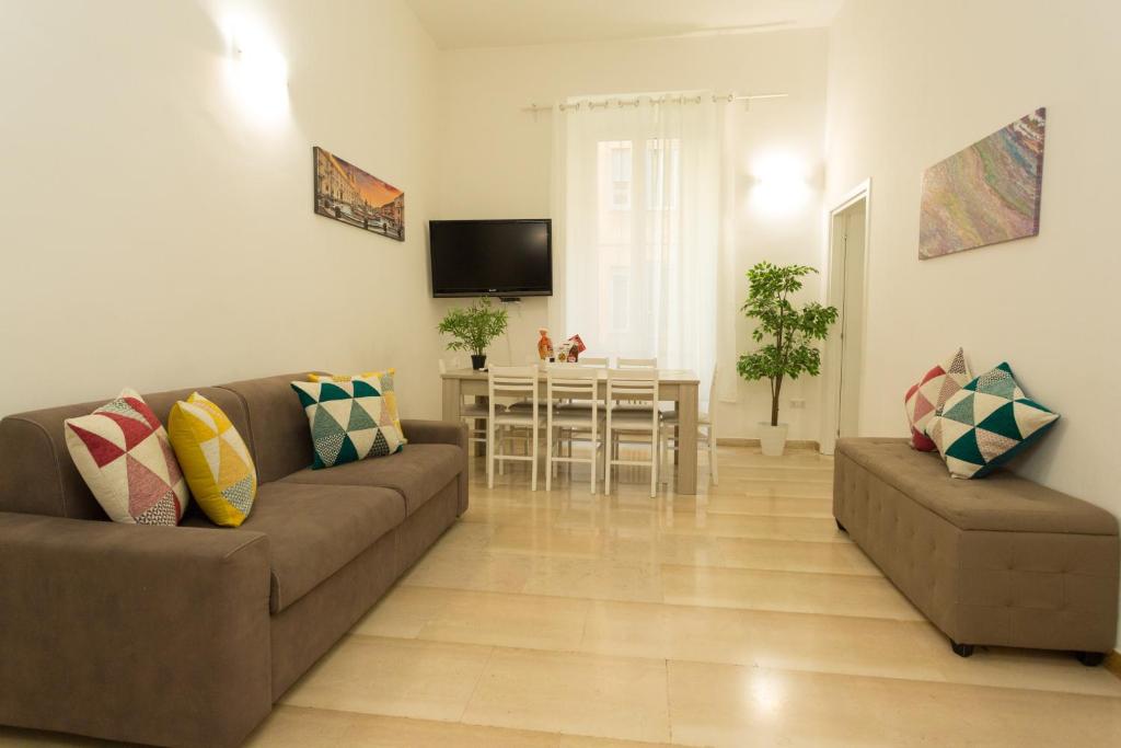 San Peter Dill House — photo 1