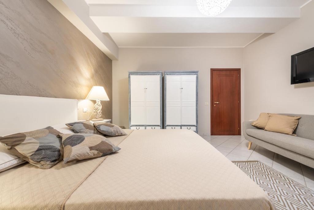 Suite Home Simius photo 2