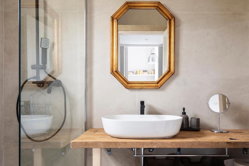 Booking.com: Hotels in Rho. Book your hotel now! photo 3