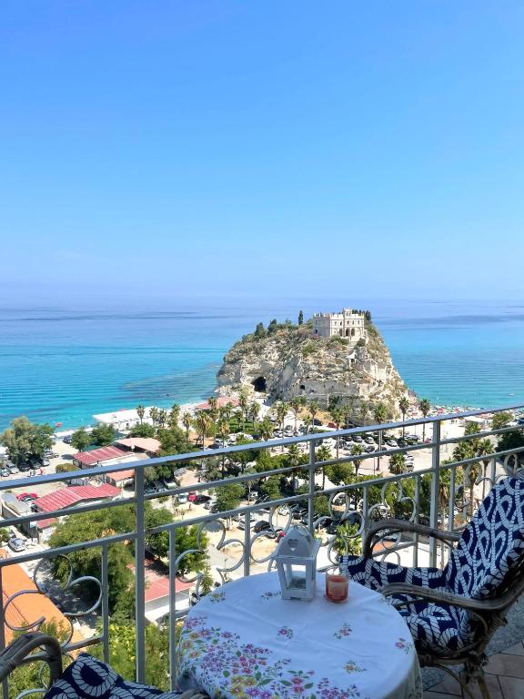 TROPEA center - unique sea VIEW - Casa dei Coralli — photo 1