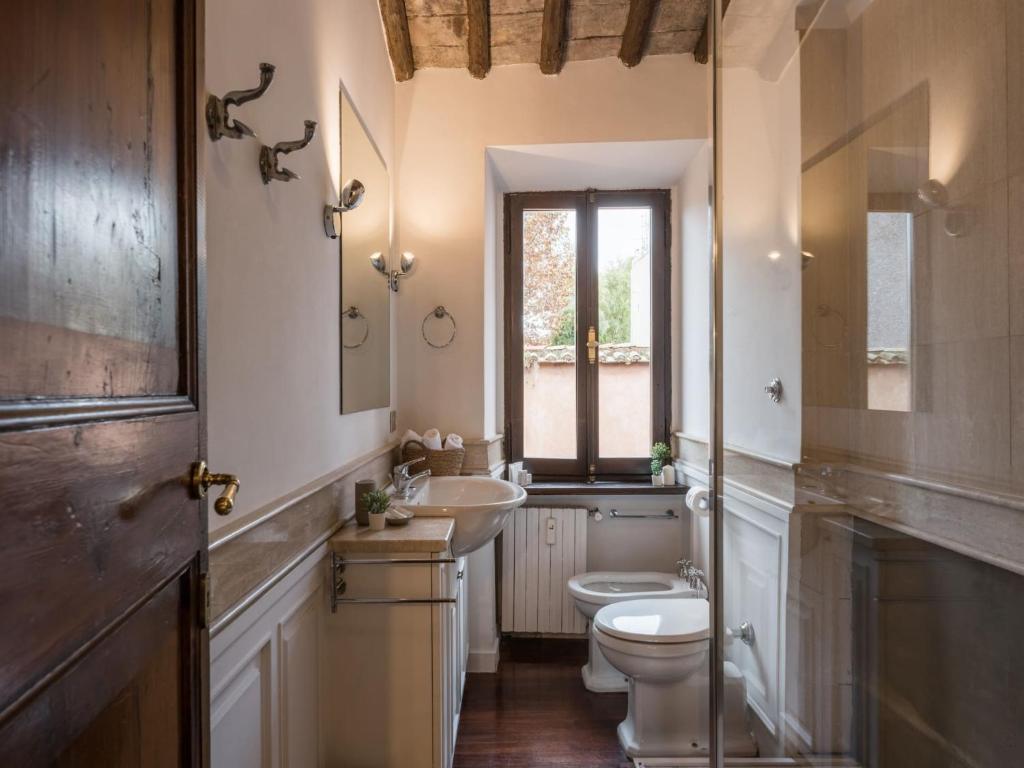 The Best Rent - Stylish Apartment in Trastevere district photo 3