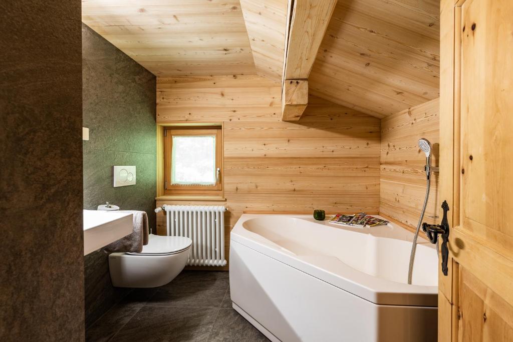 Kronplatz Ski Lodge photo 3