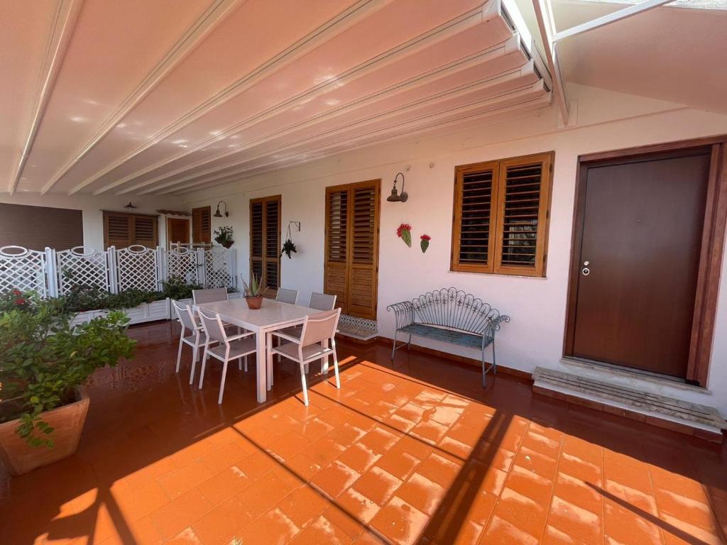 Sunset Home photo 3