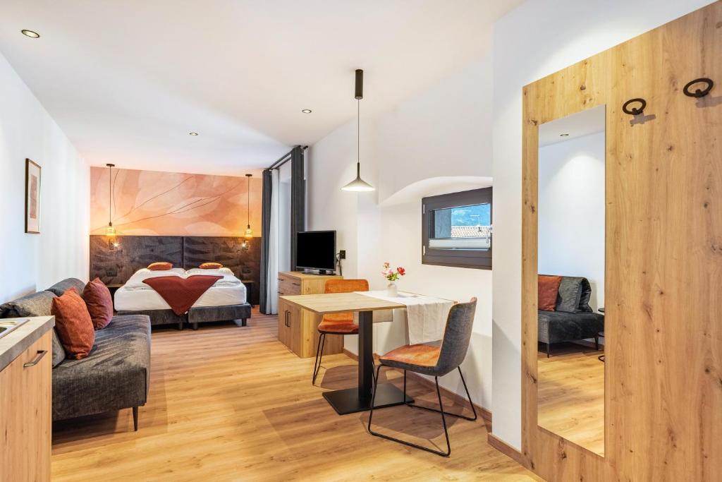 Thanhammer Apt Porphyr — photo 1