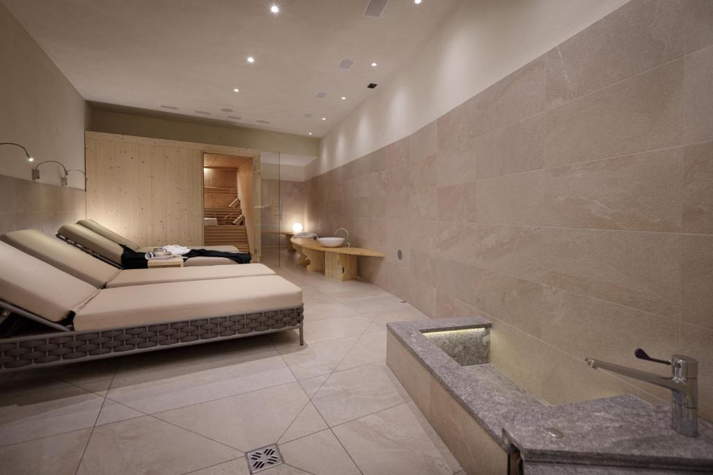Chalet Tyrolian Apartments - by Familiaris - Pools 500 meters photo 3