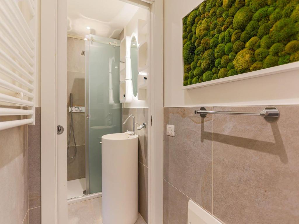 The Best Rent - One-bedroom apartment near Crocetta photo 3