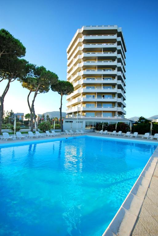 Torre Del Sole photo 3