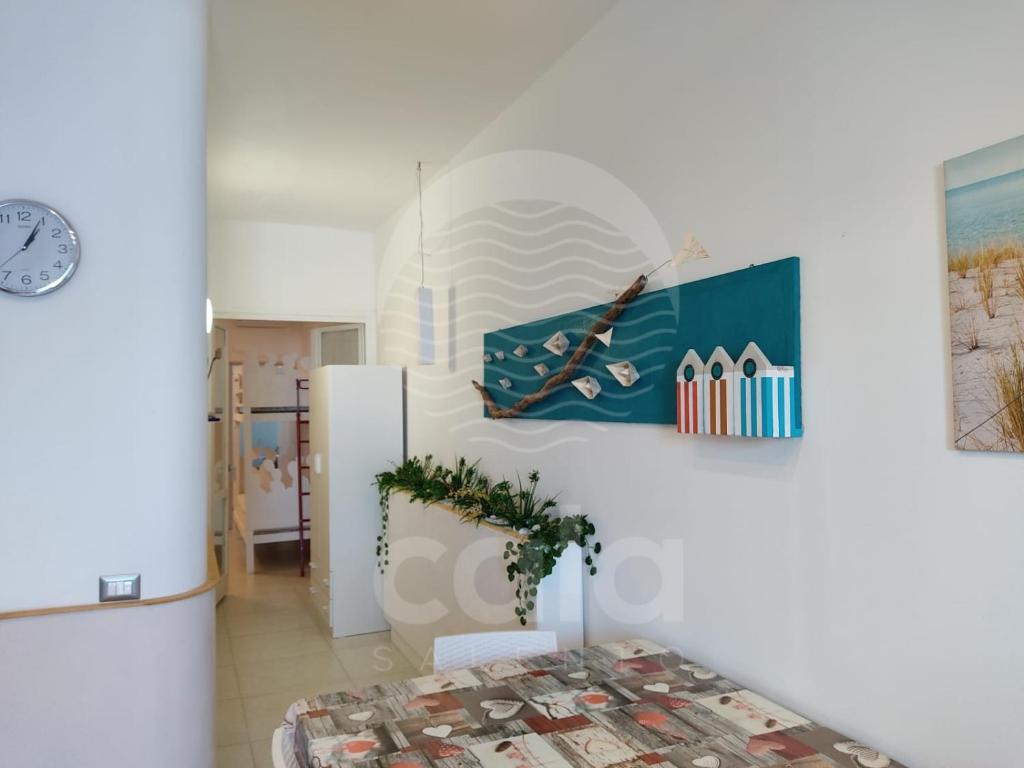 White House n 1 - By Cala Salento photo 2