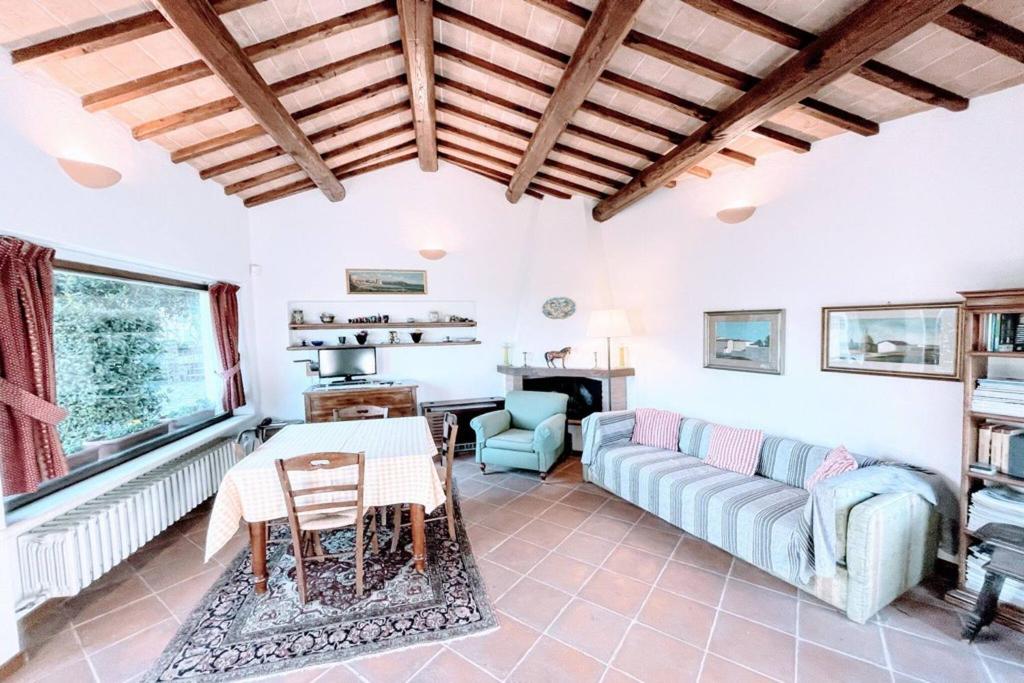 Exclusive Spoleto Country Park Pool Park Activities Mountain View Sleeps 28 photo 3