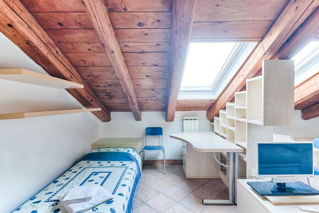 GuestHost - Trieste Loft Central Apartment photo 3