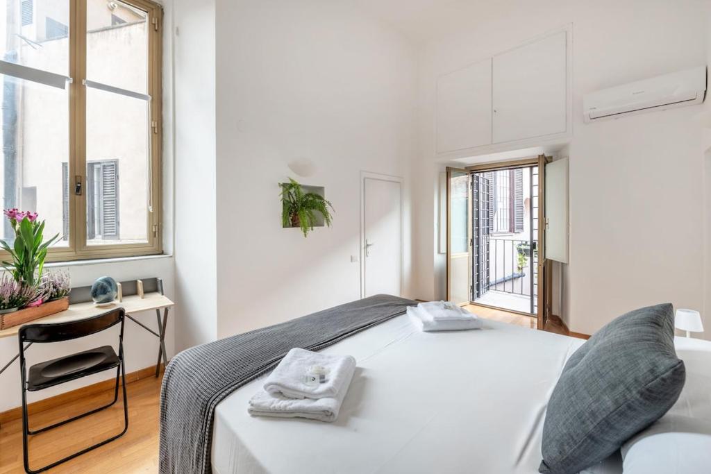 Quiet Retreat in Ancient Rome photo 2