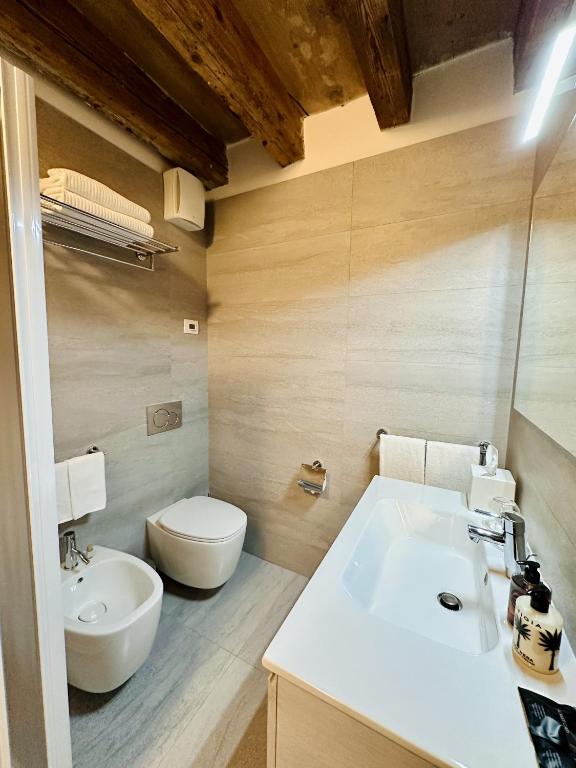 The Ambassador Apartment by Palazzo Monga photo 3