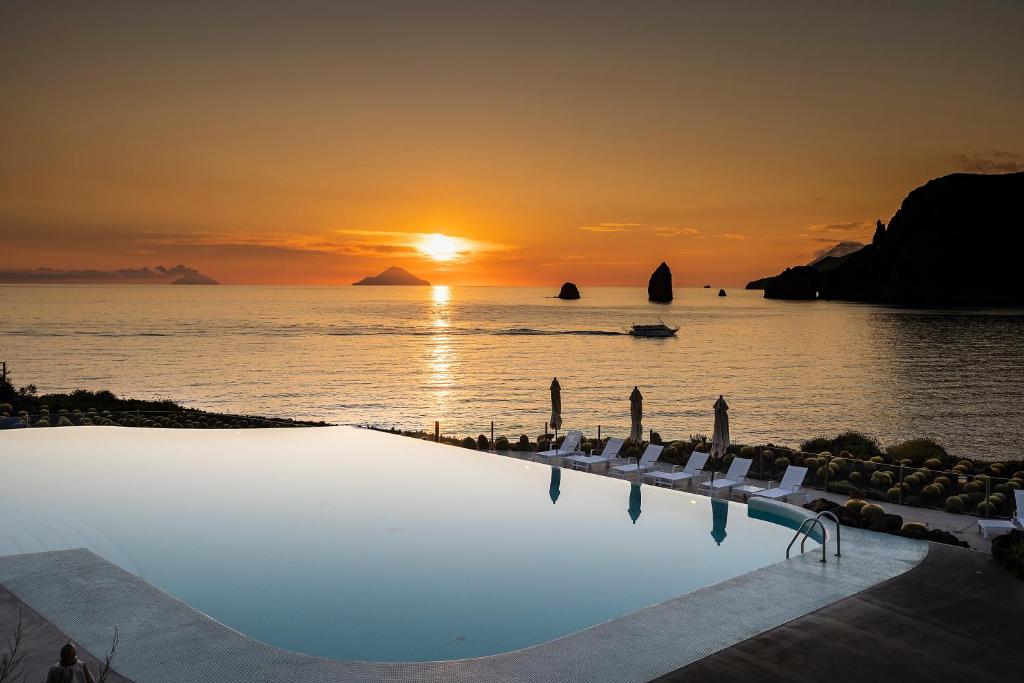 Therasia Resort Sea and SPA - The Leading Hotels of the World photo 3